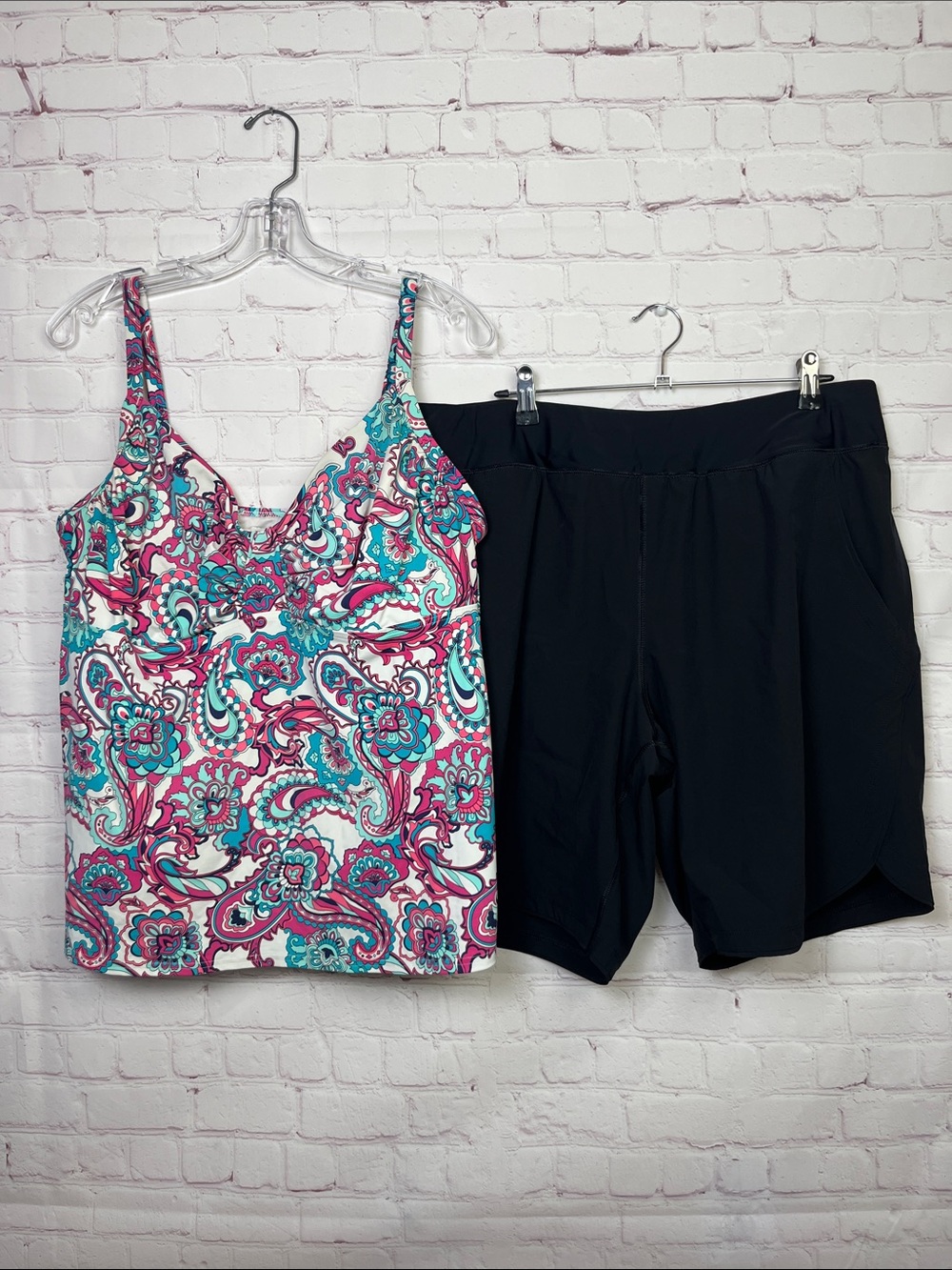 Lands' End Paisley Tankini Top With Black Shorts Swim Set